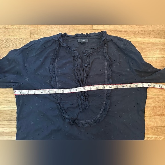 J Crew Black Floral‎ Eyelet Long Sleeve Ruffled Yoked Front Blouse Size Small - Picture 6 of 9